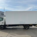 Грузовой автомобиль HINO 300 Арт: 0010