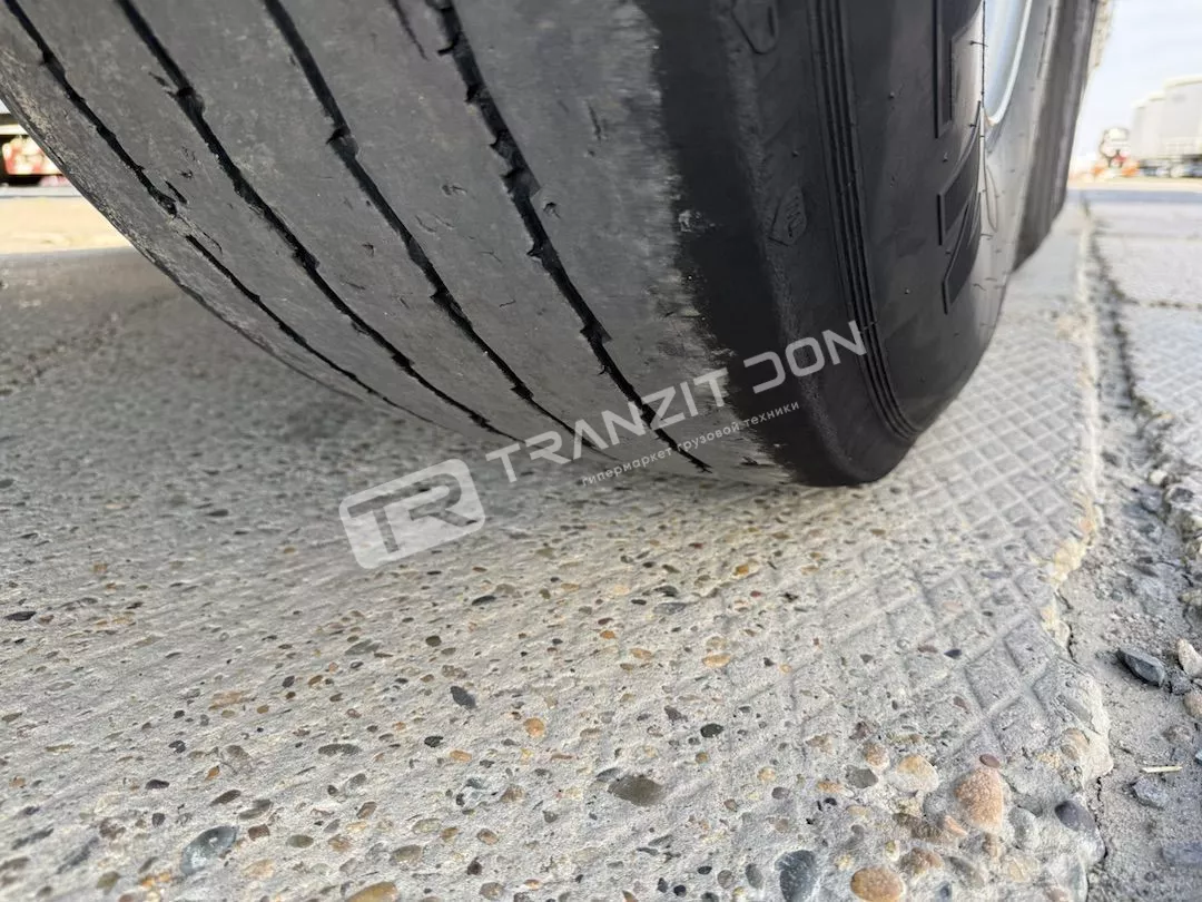 Шторно-бортовой полуприцеп Тонар 9888 Арт: 6144